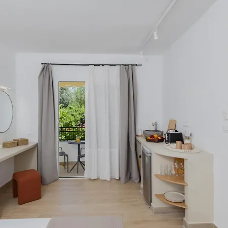 Zoi Luxury * קולימביה