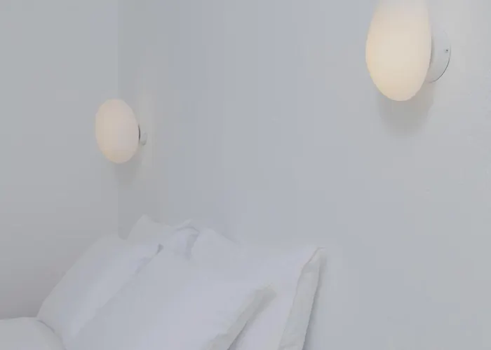 Zoi Luxury * كولومبيا