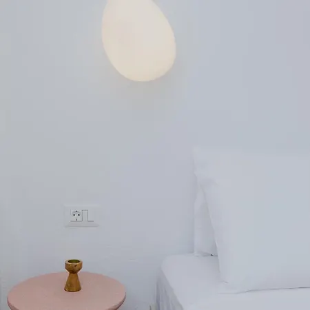 Zoi Luxury *
